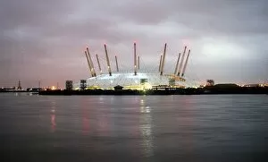 Images Dated 31st December 1998: The Millennium Dome at 8 am December 31st 1998 looking to the east