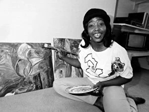 Images Dated 7th July 1987: Millie Small Singer painting canvases Art July 1987 1980s