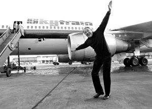 Images Dated 5th September 1977: Millionaire airline owner Freddie Laker at Gatwick airport this afternoon September