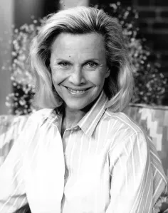 00004 Prints: Honor Blackman Print (00004) from Memory Lane