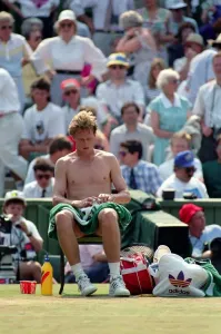 00016 Prints: Wimbledon Tennis Print: Stefan Edberg v. Michael Stich Semi-Final 1991