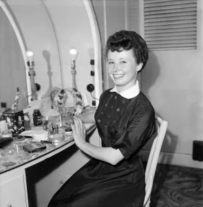 00020 Prints: Nancy Crompton Print - U.S. Dancer, October 1952 Photograph