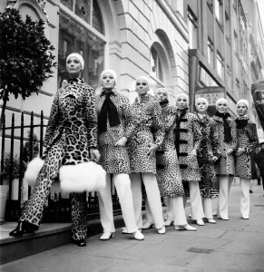00033 Prints: A 1969 print of Christian Dior's Winter fur collection