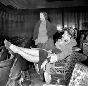 00040 Prints: Kay Kendall Print, seated at Odeon Cinema rehearsal