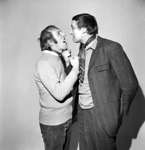 00042 Prints: Print of Actors Bob Grant and Stephen Lewis in Character