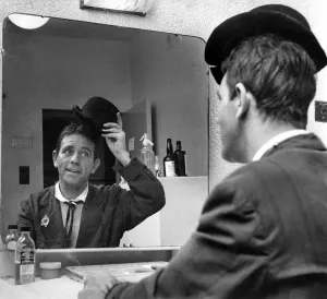 00042 Prints: Norman Wisdom in his dressing room at the Palace theatre, Manchester