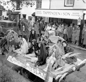 00043 Prints: Young girls on a trailer in heavy rain, Kent carnival procession print
