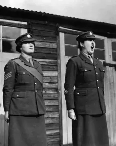 00045 Prints: World War II Print: ATS Captain Giving Orders, October 1941
