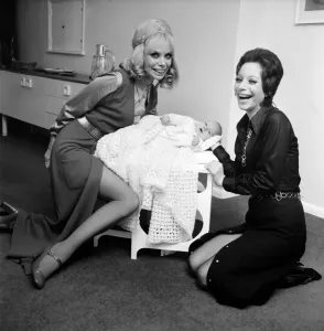 00048 Prints: Print of Mrs. Ruth Lee and Gay Rhodes together in Chigwell, Essex, January 1970