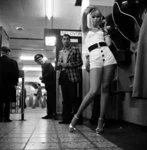 00049 Prints: Holborn Tube Station Print, January 1975
