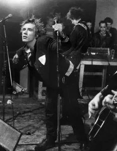 00055 Prints: 1977 Everett Selected Print of Johnny Rotten
