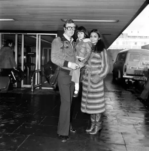 00055 Prints: Michael Caine and Family Print, January 1977