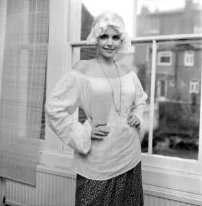 00055 Prints: Miss Nina Francis Print: A March 1975 Photograph