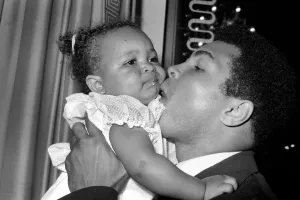 00056 Prints: Muhammad Ali and Daughter Hannah, 9th August 1977 Print