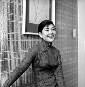 00064 Prints: Tsai-Chin 1958 Vintage Print