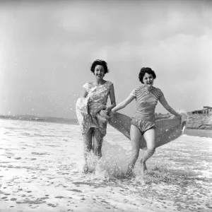 00070 Prints: Easter at Bournemouth Print, April 1958