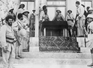 00074 Prints: Print of Emperor Haile Selassie Addressing Patriot Forces