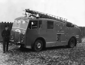 00074 Prints: 1950s Fire Engine Print