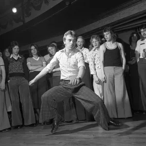0000to0099 Prints: Wigan Casino Dancers 1975 Northern Soul Print (00079)