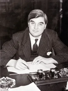 00085 Prints: Aneurin Bevan Print: Minister Behind the Desk
