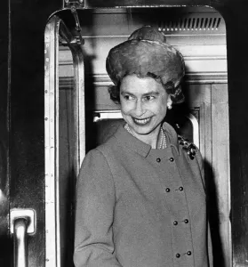 00087 Prints: Queen Elizabeth II Opens Tyne Tunnel Print, 18th July 1967