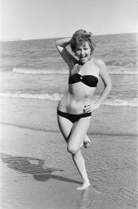 00091 Prints: Lulu in the Swim Print: Bournemouth Beach 1974