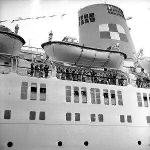 00094 Prints: Empress of Canada Maiden Voyage Print, 27th April 1961