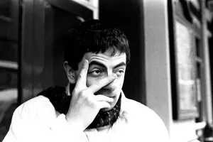 00099 Prints: Rowan Atkinson in Snowy Newcastle Print 14/01/87