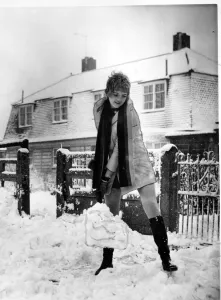 Weather Print - Mrs Gwen Evans Clears Snow, 17th Dec 1969