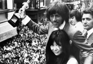 Fashion In The 60s Prints: Musician, singer, songwriter and record producer, Barry Gibb