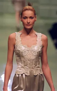 90s Fashion Models Prints: CARLA BRUNI MODELS VALENTINO