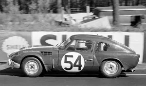 The Triumph Spitfire at Le Mans 1965 Print (00180)