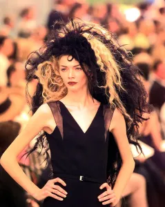 Women's Fashion Clothing Prints: Jodie Kidd models Chanel at the Paris Fashion Show for 1997 / 1998 autumn collection