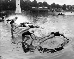 Retro Swimwear Fashion Prints: Swimming - Taff Swim - Roath Park, Cardiff - The start of the ladies long distance