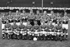 Everton Football Squad Pre-Season Print 1964