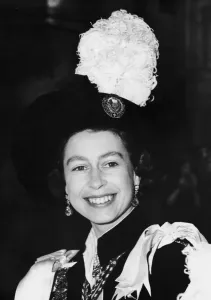 Royalty Prints: The Queen arriving at the Order of the Thistle in Edinburgh, 4th July 1958 Print