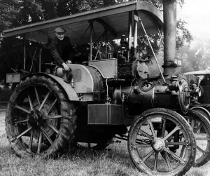 Prints of A long run from Tarland, Aberdeenshire, necessitates a thorough clean-up for this 1925 Tasker traction engine, so its owner Mr William McConachie, an Aberdeen farmer 0400to0499 Prints: 1925 Tasker Traction Engine Pre-Rally Clean-Up Print