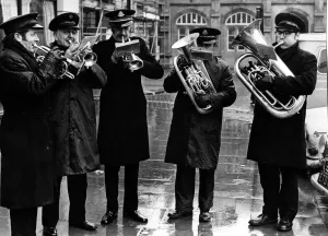 00500 Prints: Christmas Cheer in Carlisle, 12th December 1973 Print