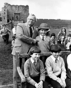 00500 Prints: Memory Lane Prints: Sir Harry Secombe's 1983 Newcastle Visit