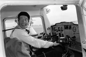Michael Crawford in Plane Cockpit Print, 8th September 1978