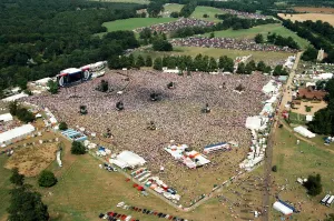 Prints of Aerial pictures from the Oasis concert held at Knebworth House. 10th August 1996 Music Prints: Oasis Knebworth House Aerial Print 10th August 1996