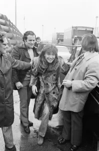 Actors And Musician Prints: David Cassidy Leaves Heathrow Airport 1973 Print