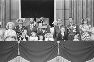 Duke Of Edinburgh Prints: Royal Family Balcony Scene Print, 14th June 1986