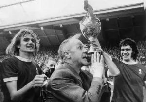 1100to1199 Prints: Bill Shankly Celebrates 1973 League Championship Win Print