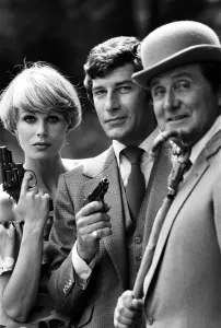 Prints of The Avengers will be coming back to the TV screen shortly, with a new leading lady in the form of lovely Joanna Lumley. Another new face will be that of Gareth Hunt, who will co-star with Joanna Actors And Actress Prints: Joanna Lumley and Patrick Macnee in New Avengers Print