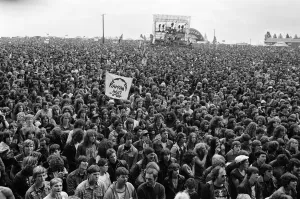 Prints of Castle Donington, Monsters of Rock festival. 20th August 1983 Leicestershire Prints: Castle Donington, Monsters of Rock Festival 1983 Print