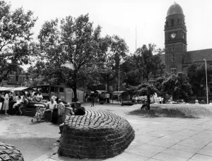 1300to1399 Prints: Hyde Town Centre Print, 27th July 1990