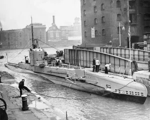 Print of The Submarine Swordfish entering St Catherines Dock