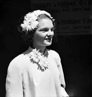 Miss Rosamund Lowry wore this small hat trimmed with marguerites with matching flower Miss Rosamund Lowry wore this small hat trimmed with marguerites with matching flower