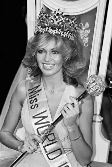 Images Dated 13th November 1980: Miss World 1980. Miss Germany Gabriella Brum is crowned Miss World 13th November 1980